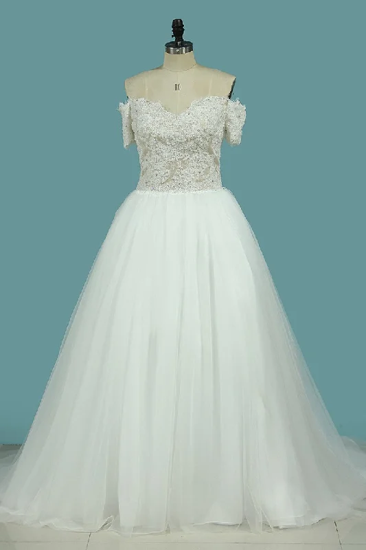 2024 A Line Covered Button Wedding Dresses V Neck Tulle With Applique Elegant Bridal Gown