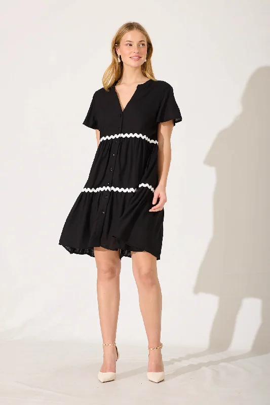 Aloha Smock Dress In Black With Ric Rac Trim Linen Blend Lounge unclassified dresses