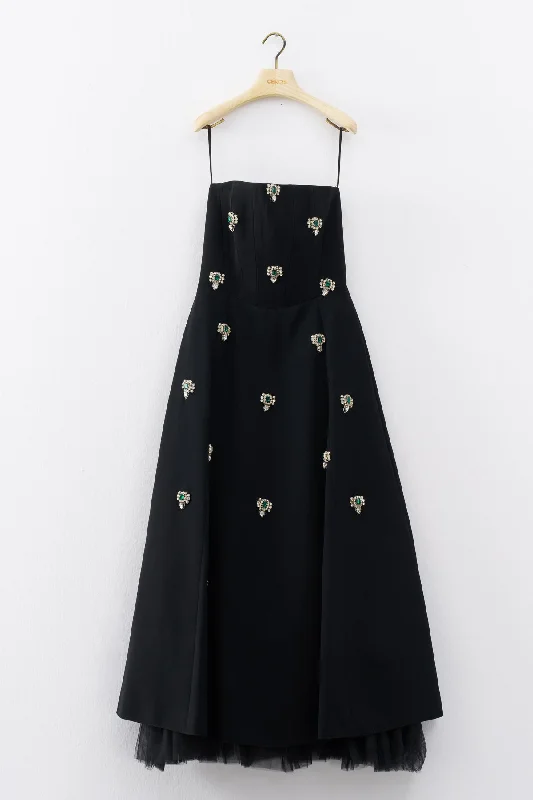 Black Front Stone Embroidered Strapless A-Line Evening Dress Ruffled unclassified dresses