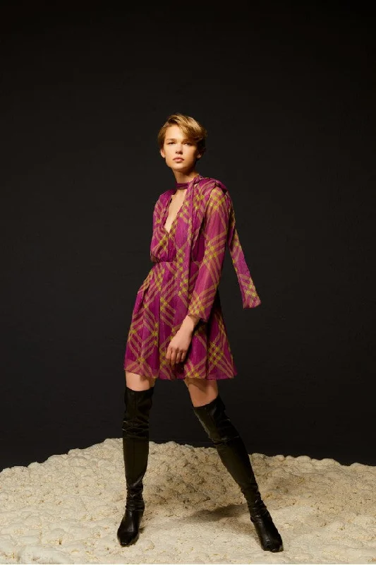 Checkered Shawl Collar Dress Fuchsia Knitted unclassified dresses