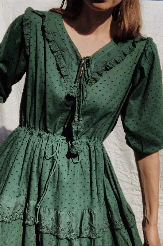 SMALL RESTOCK LITTÉRAIRE FOREST GREEN DRESS Street style unclassified dresses