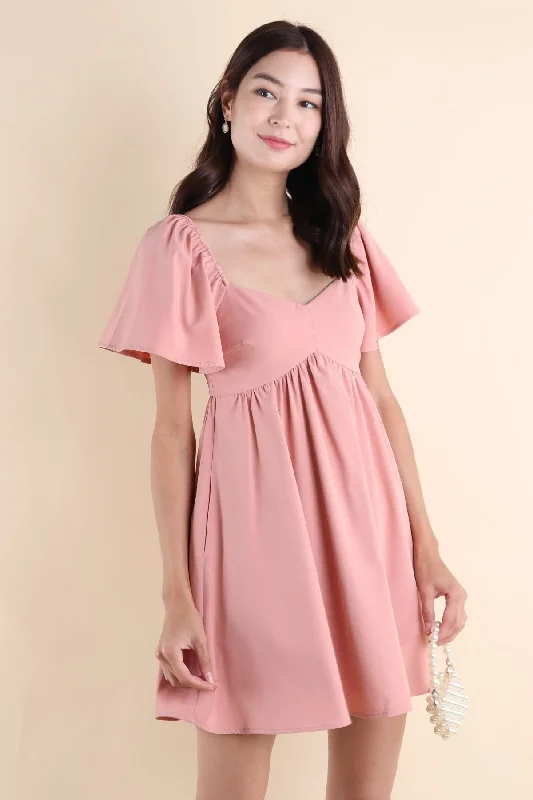 FIOERA FLUTTERS DRESS IN PINK Monochrome unclassified dresses