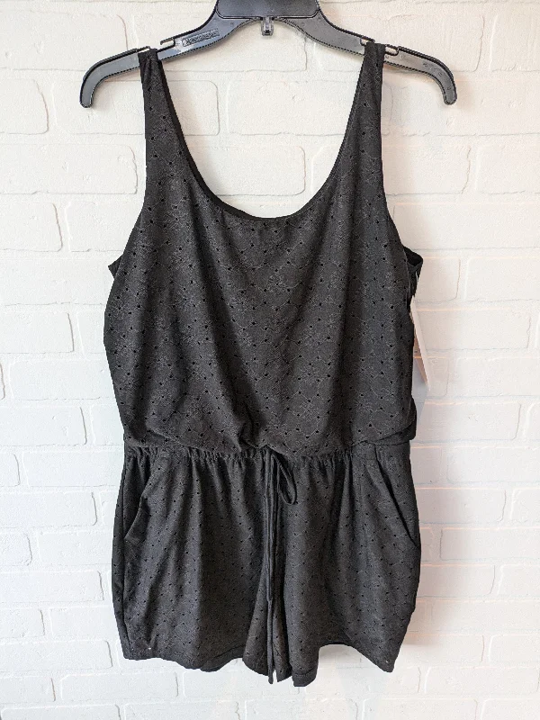 Romper By London Times In Black, Size: M Preppy unclassified dresses