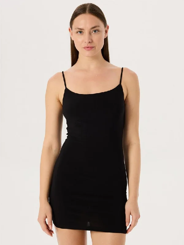 Slim Strap Lining Dress - Black Backless unclassified dresses