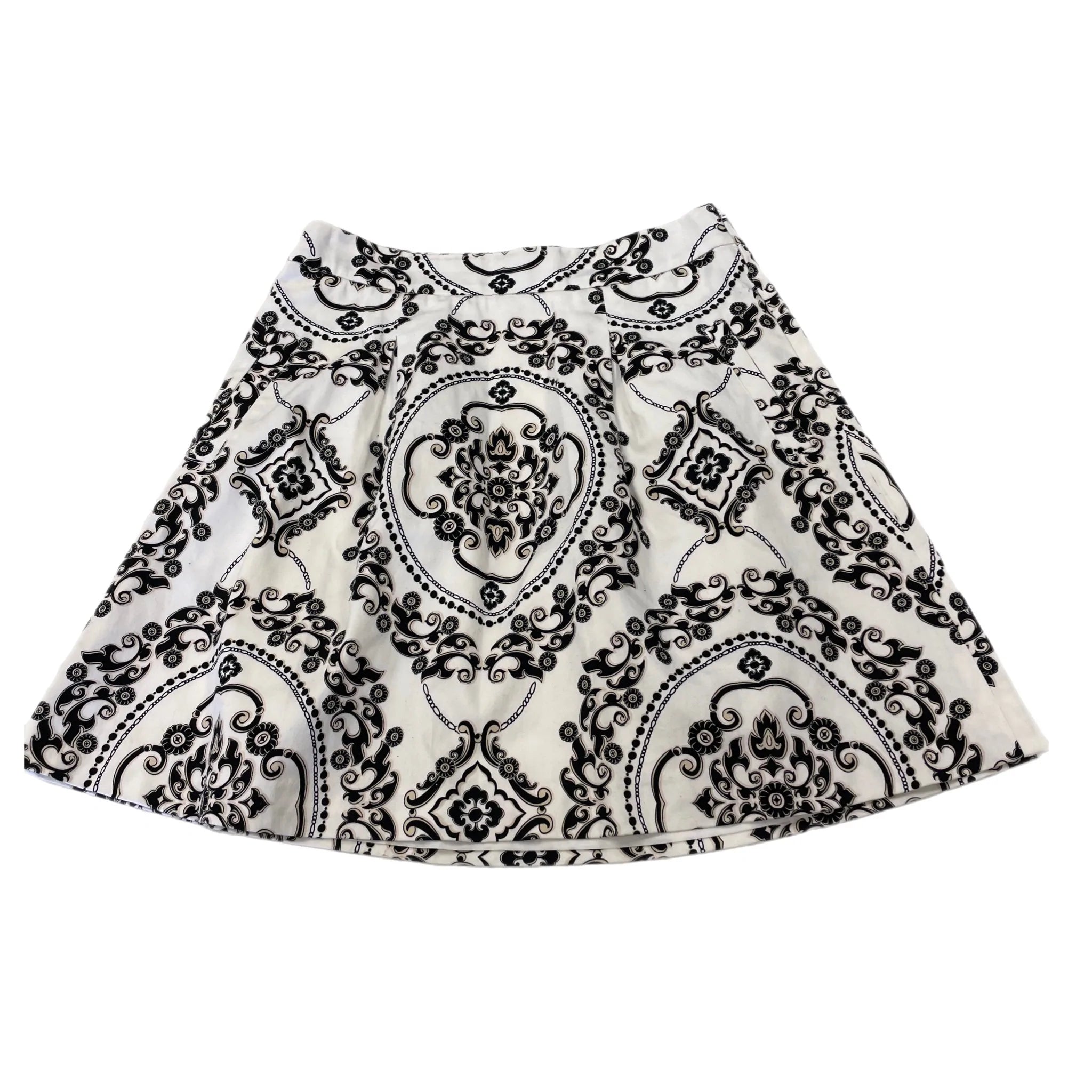 Skirt Mini & Short By White House Black Market  Size: 0 Mini Skirt with Bow